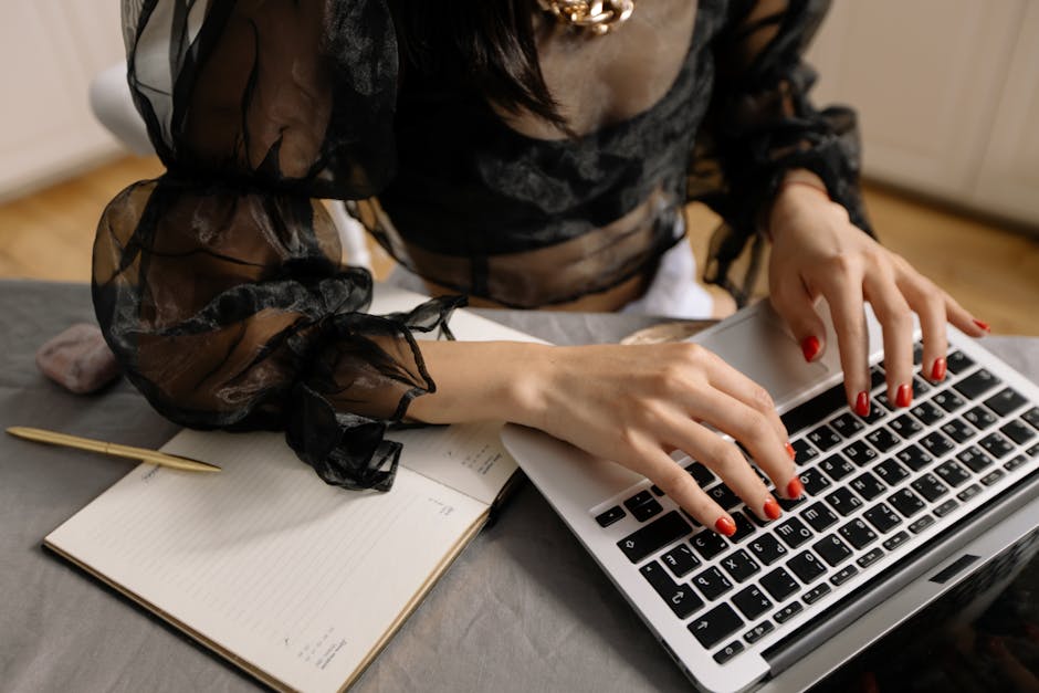 The Pinterest 'Decoy Pin' Strategy: Why Creating 3 Pin Designs Per Blog Post Is the Minimum — And How to Pick the Winner That Drives 80% of Your Clicks