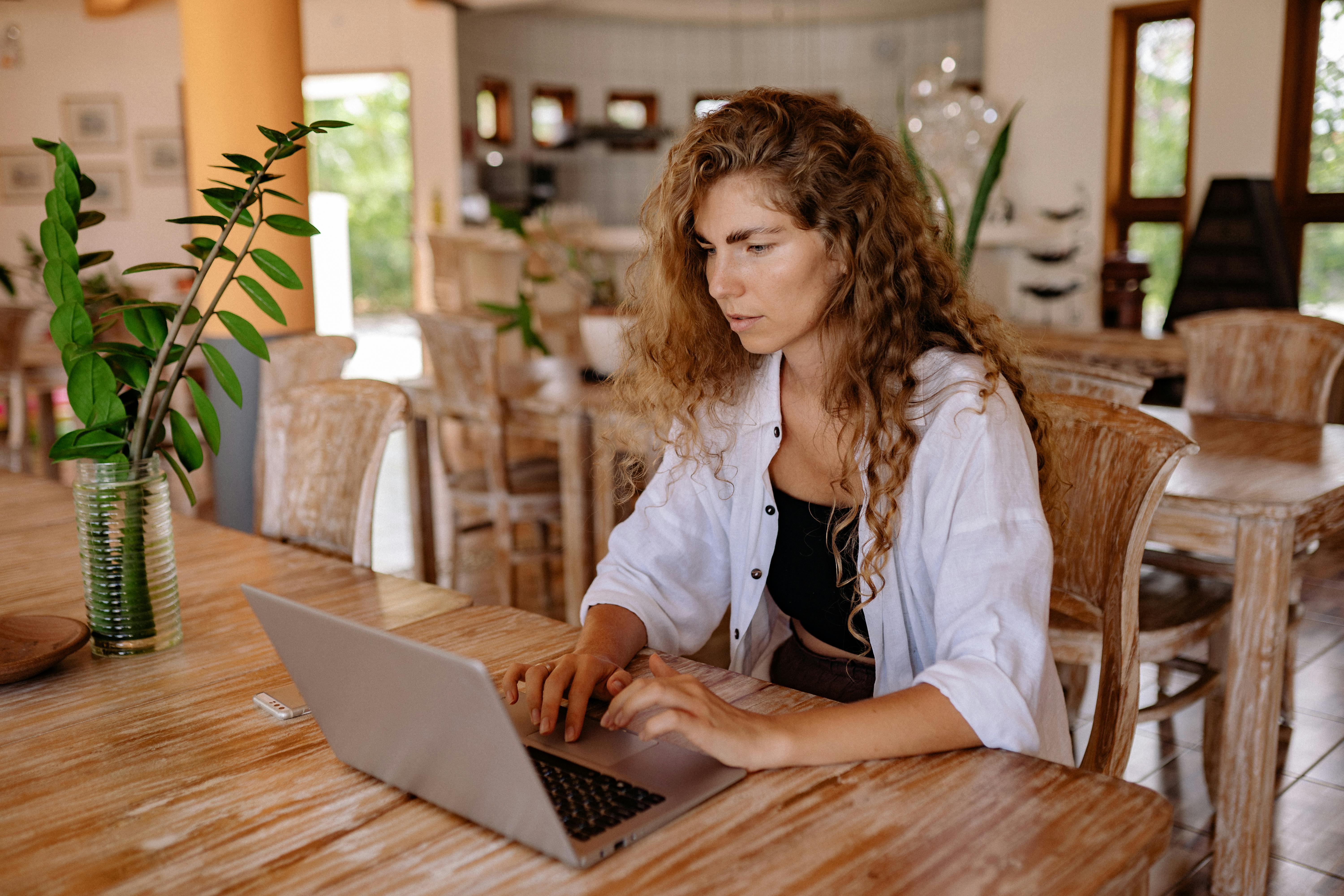 10 Hyper-Specific Pinterest Boards vs. 30 Broad Ones: Why Less Wins More Blog Traffic